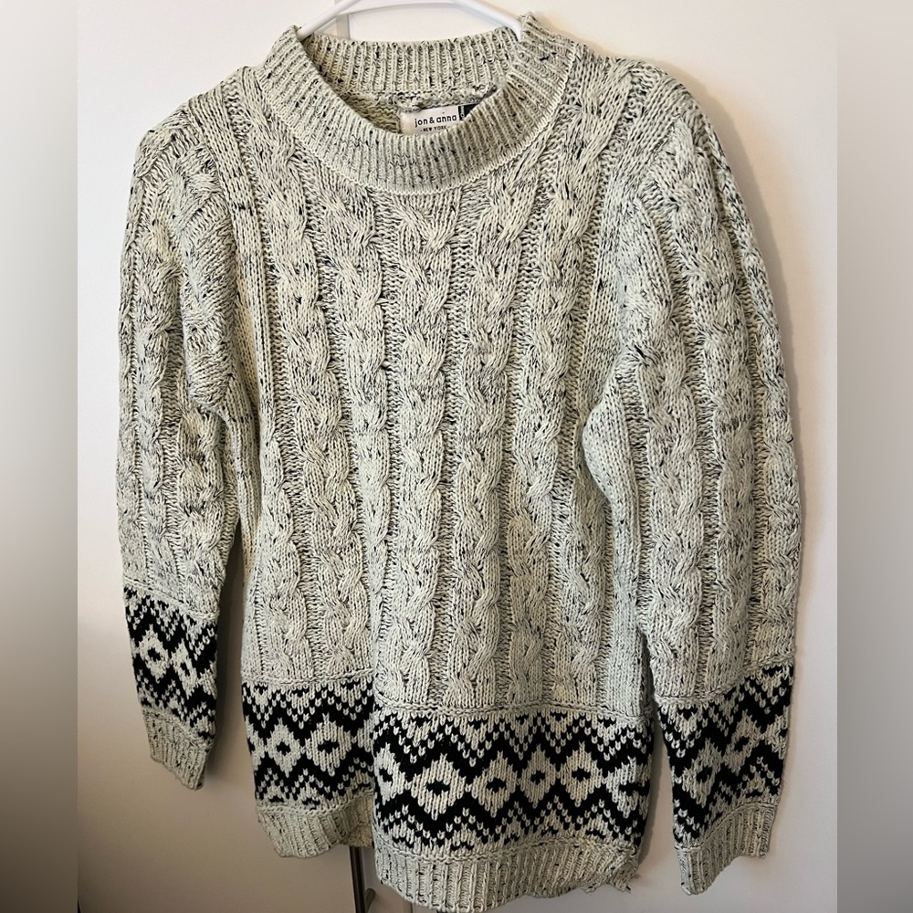 Jon & Anna cable knit pattern sweater